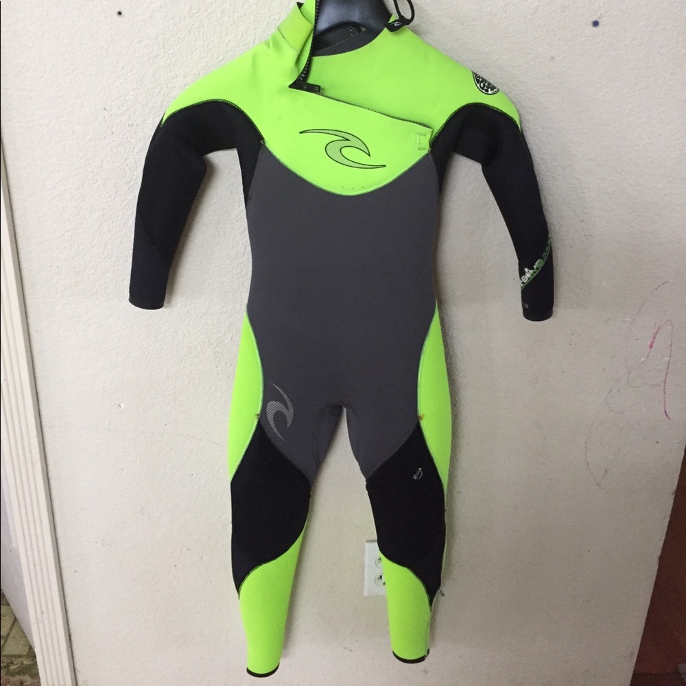 Wetsuit